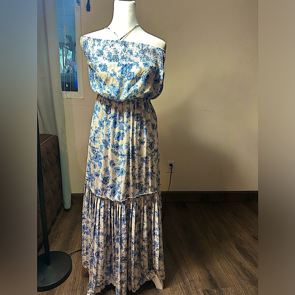 Moon river floral blue floral halter top pleaded flowy dress size s